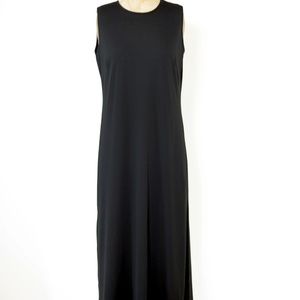 LIP GLOSS Classic Little black dress!